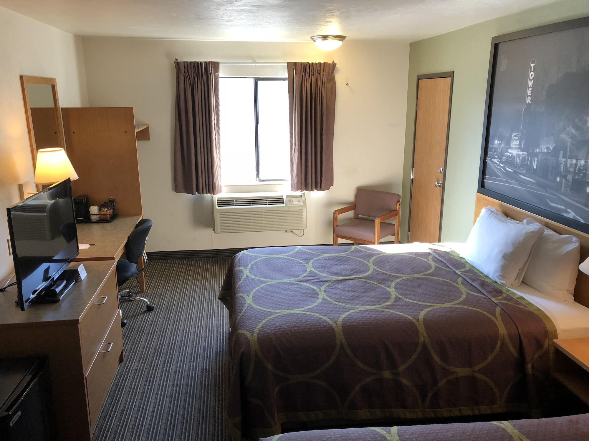Hotel Super 8 By Wyndham Bend Zewnętrze zdjęcie