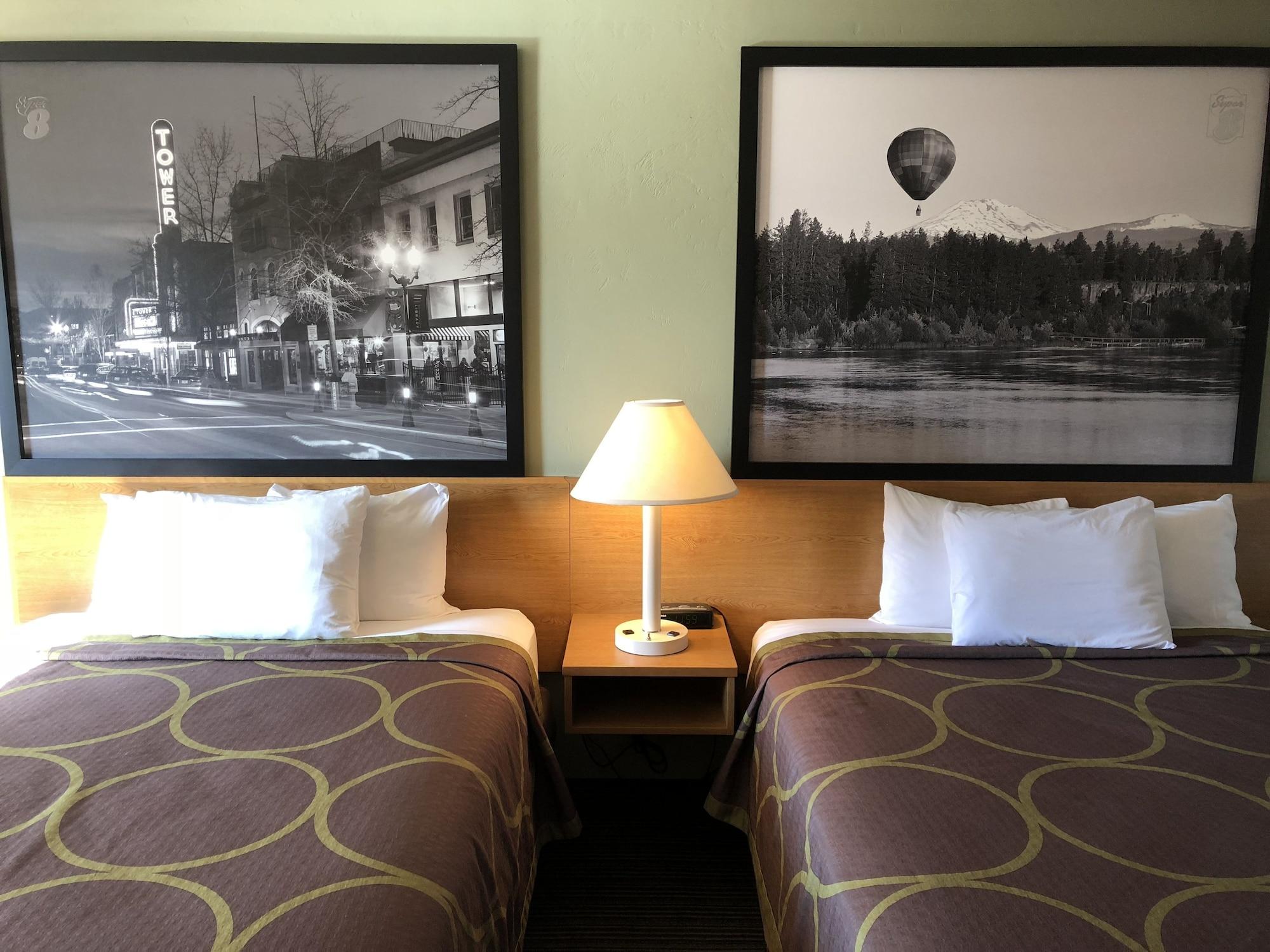 Hotel Super 8 By Wyndham Bend Zewnętrze zdjęcie