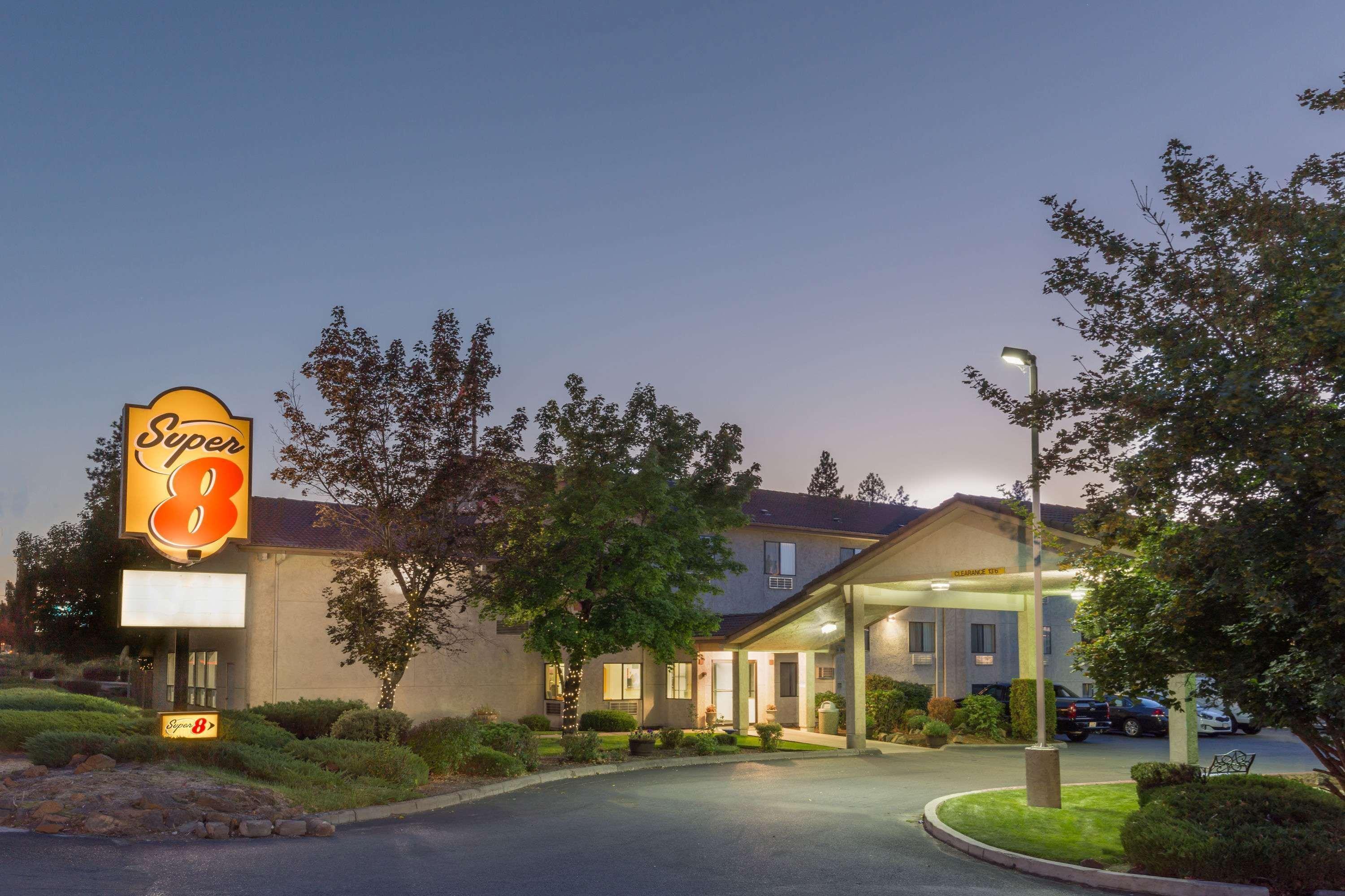 Hotel Super 8 By Wyndham Bend Zewnętrze zdjęcie