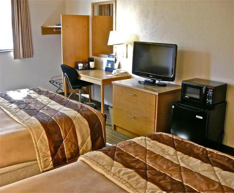 Hotel Super 8 By Wyndham Bend Zewnętrze zdjęcie